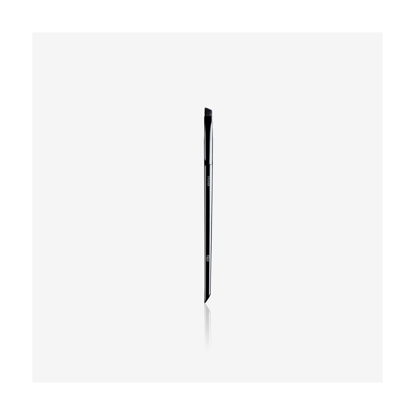 PINCEAU EYELINER - CEPILLO DELINEADOR DE OJOS